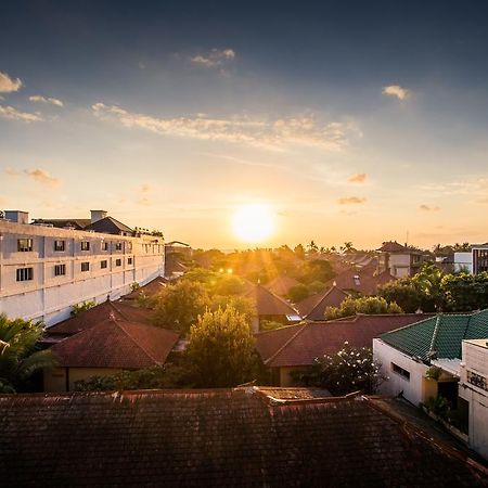 Kuta Reef Apartments Zewnętrze zdjęcie